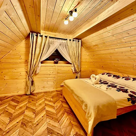 Alpesi faház Goralska Osada Tatra House Z Jacuzzi