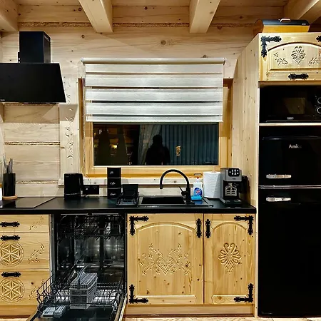 Alpesi faház Goralska Osada Tatra House Z Jacuzzi