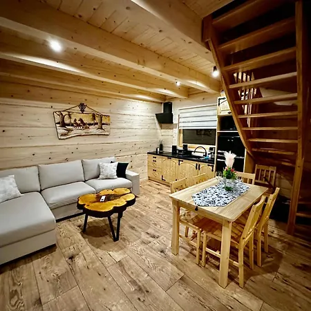 Alpesi faház Goralska Osada Tatra House Z Jacuzzi