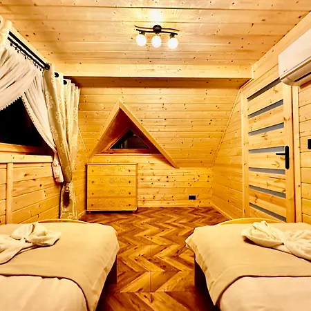 Goralska Osada Tatra House Z Jacuzzi Alpesi faház *