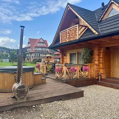 Alpesi faház Goralska Osada Tatra House Z Jacuzzi *